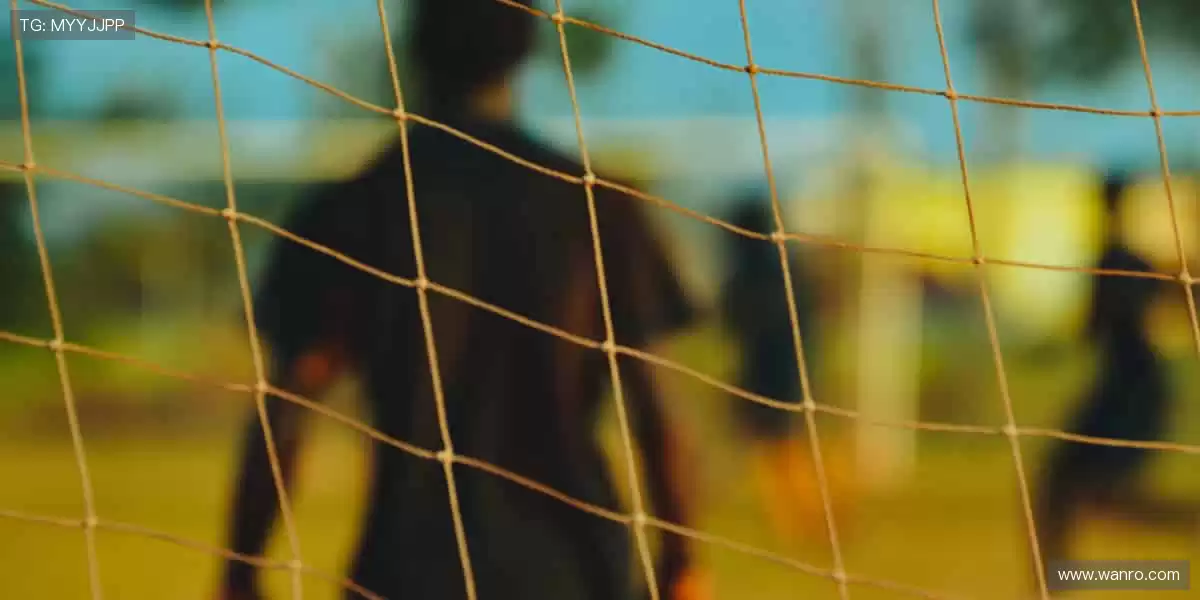 👟潮流单品,让运动成为时尚符号!